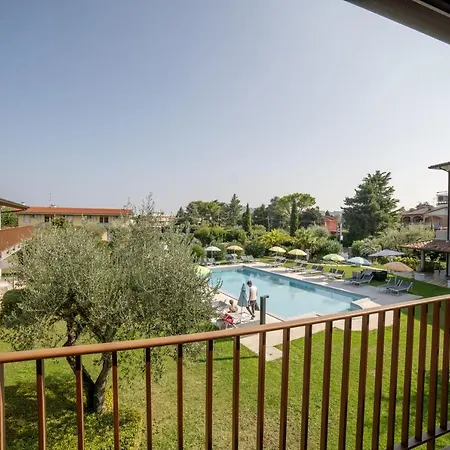 Molino - 3*