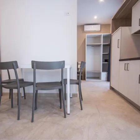 Molino Aparthotel 3*