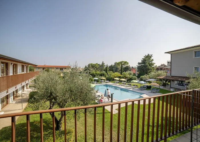 Molino - 4*