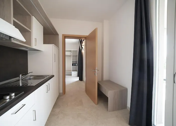 Molino - 4*